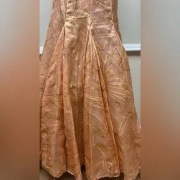J. MENDEL Peach And Gold Bustier Ball GOWN Size 0/2 One Of A Kind Sample - Picture 16 of 16
